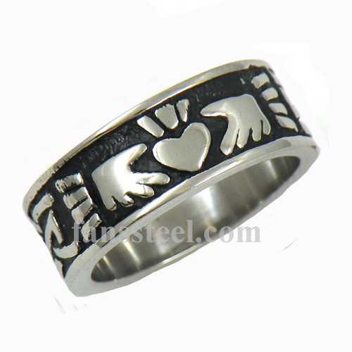 FSR09W29 Irish Claddhah ring 